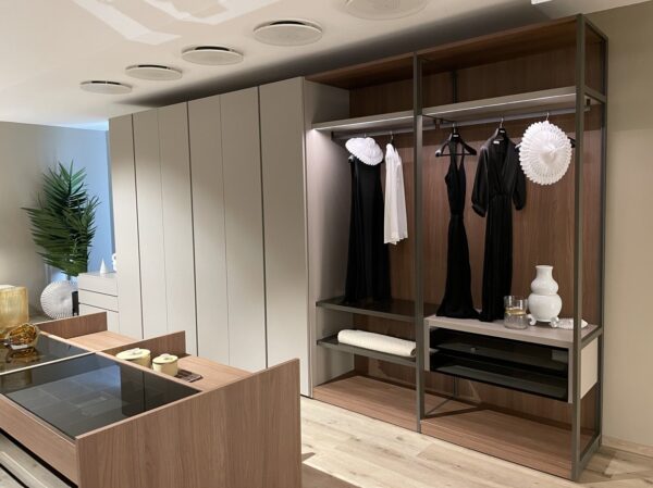 Tecno - Image 14